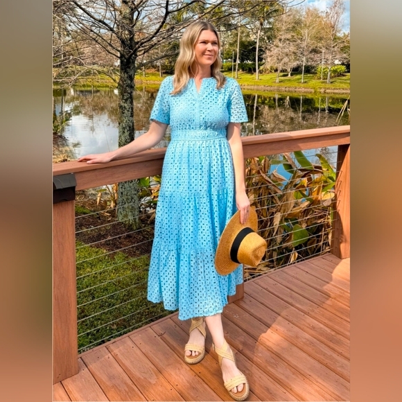 Zesica V-Neck Hollow Out Eyelet Ruffle Swing A-Line Dress Size Large NWT - Picture 5 of 15